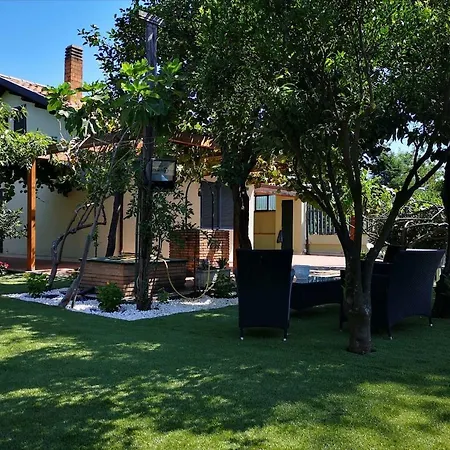 Casale Gaia- Relax Nel Con Piscina Privata Esclusiva Acireale